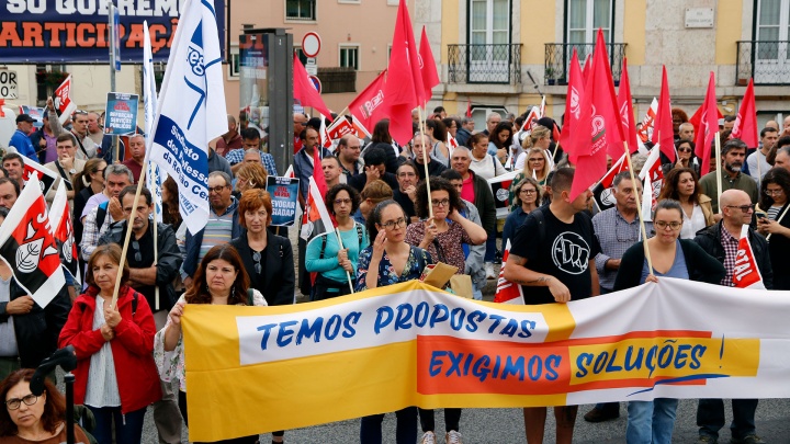 PCP solidário com a justa luta dos trabalhadores da Administração Pública