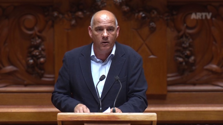 Focused on workers’ living conditions: the labour package, wages and rights