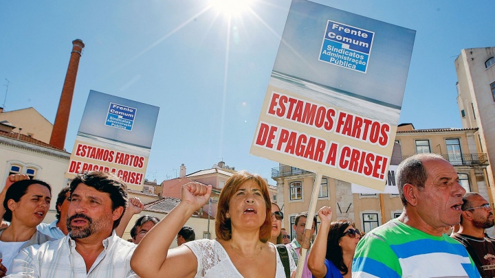 Workers stop so the country can advance