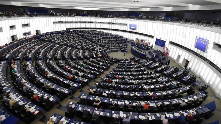 The European Parliament instigates confrontation and war - the peoples want peace and cooperation