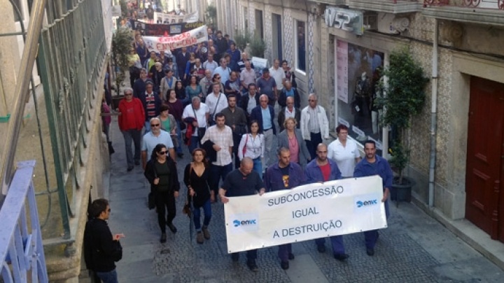 Presente na manifestação dos trabalhadores dos ENVC, PCP manifesta a solidariedade com a luta em defesa da empresa pública 