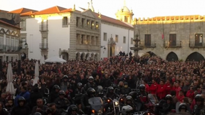 PCP na acção de solidariedade com os trabalhadores dos Estaleiros Navais de Viana do Castelo