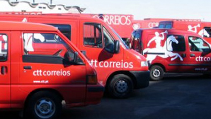 Trabalhadores dos correios em greve pelo trabalho com direitos