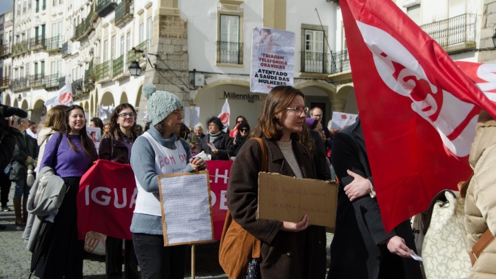 Dia Internacional da Mulher - Só se avança de verdade com direitos e igualdade