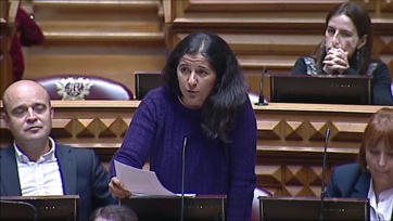 «O Orçamento vai de facto ser investido para aumentar a capacidade de resposta do SNS ou simplesmente corresponde à actual capacidade?»