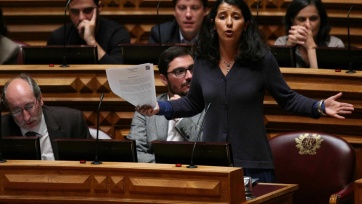 «Educação e cultura não mereceram a atenção do Sr. Primeiro-Ministro na sua intervenção, o que por si só é motivo de preocupação»