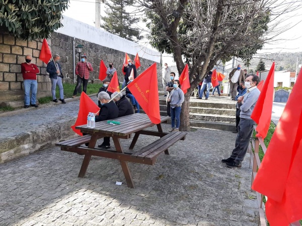 Parada de Tondeia, Paredes