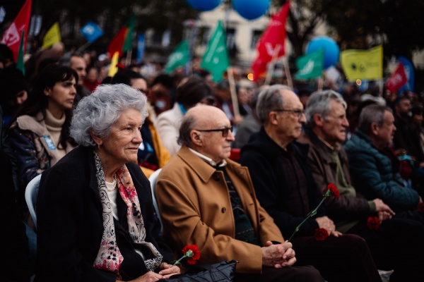 Comício CDU enche Rossio