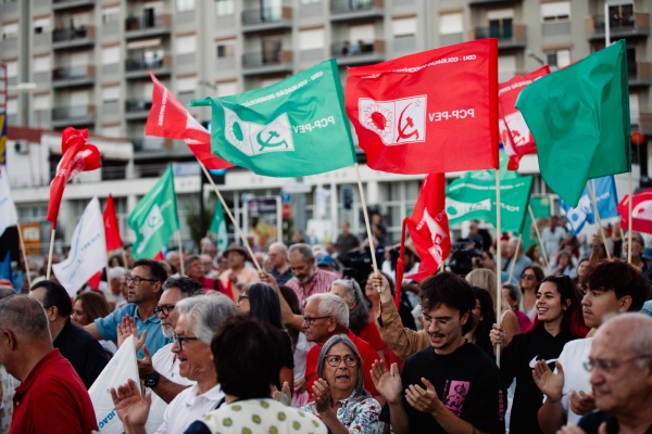 Comício em Almada