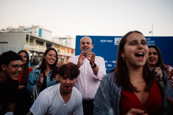 Comício em Almada