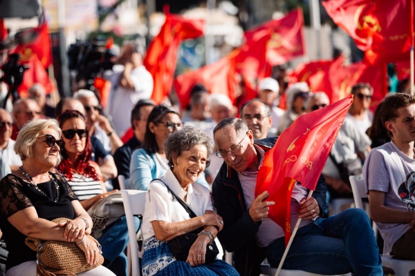 Comício em Almada