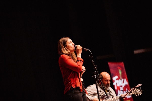 Comício «Força de Abril. A coragem de sempre!»