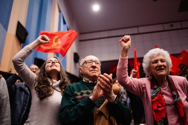 Comício «Força de Abril. A coragem de sempre!»