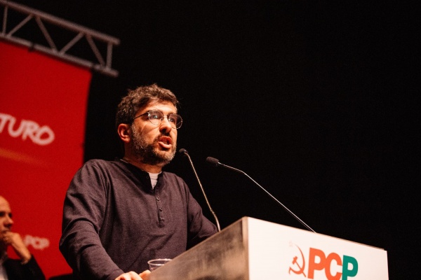 Comício «Força de Abril. A coragem de sempre!»