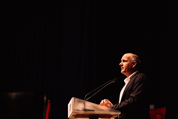 Comício «Força de Abril. A coragem de sempre!»