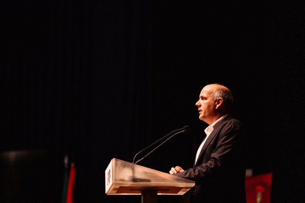 Comício «Força de Abril. A coragem de sempre!»