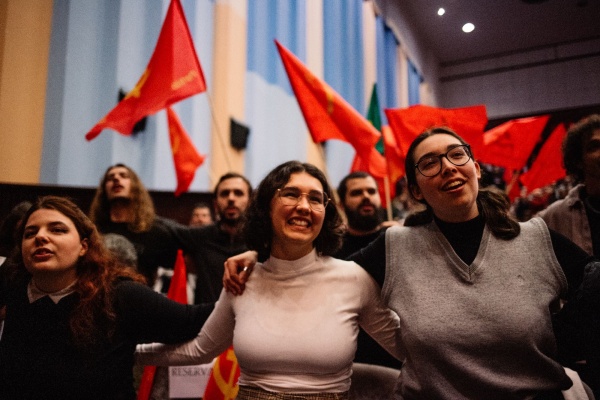 Comício «Força de Abril. A coragem de sempre!»