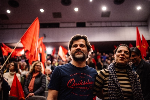 Comício «Força de Abril. A coragem de sempre!»