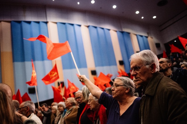 Comício «Força de Abril. A coragem de sempre!»