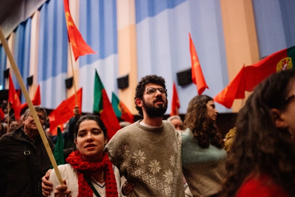 Comício «Força de Abril. A coragem de sempre!»