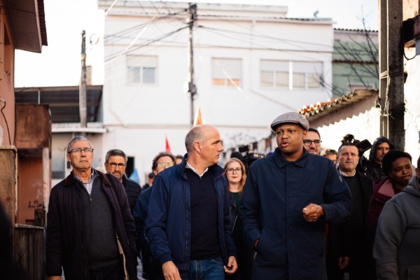 Contacto com a população e Associações na Cova da Moura