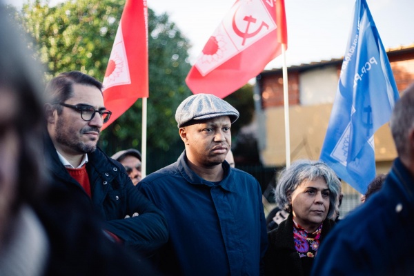 Contacto com a população e Associações na Cova da Moura