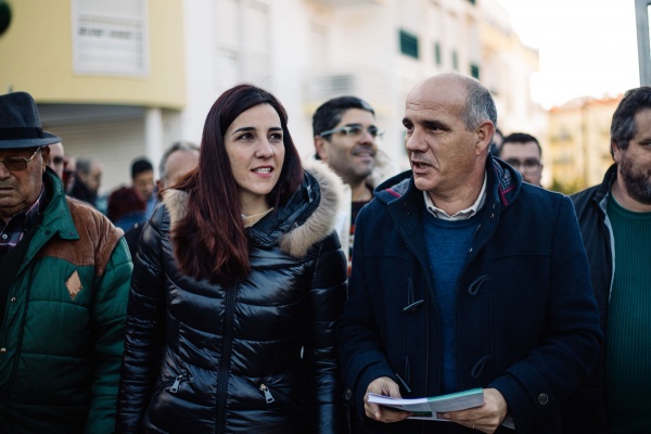 Contacto com a população na Feira da Malveira