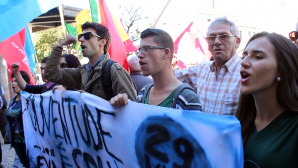 Contacto com a população no Funchal