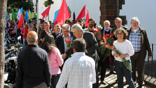 Contacto com a população no Funchal