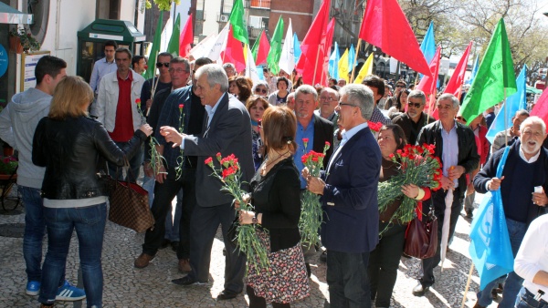 Contacto com a população no Funchal