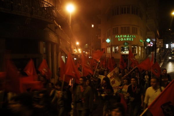No âmbito do 9º Congresso da JCP realizou-se, em Lisboa, um desfile que culminou num concerto, no Largo Camões, onde participar