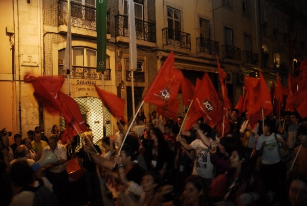 No âmbito do 9º Congresso da JCP realizou-se, em Lisboa, um desfile que culminou num concerto, no Largo Camões, onde participar