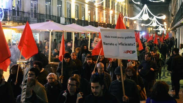 Desfile «Defesa de Transportes Públicos de Qualidade»