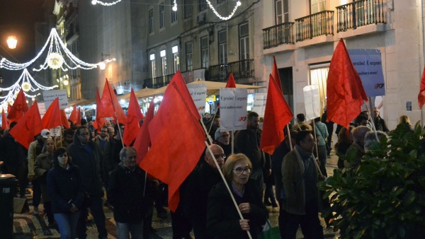 Desfile «Defesa de Transportes Públicos de Qualidade»