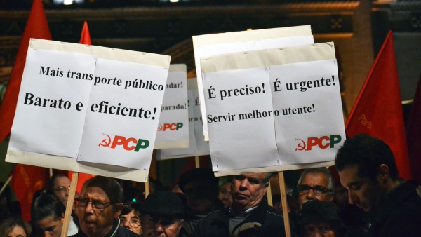 Desfile «Defesa de Transportes Públicos de Qualidade»