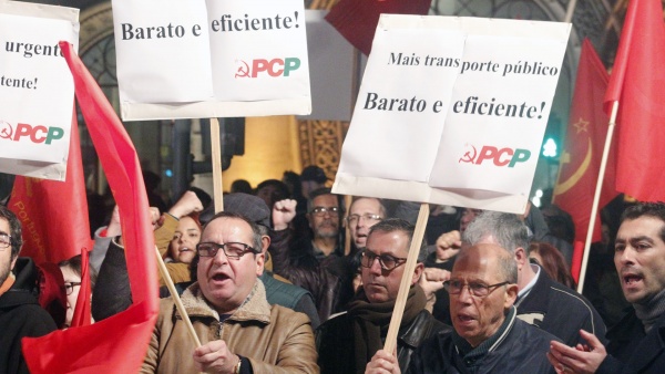 Desfile «Defesa de Transportes Públicos de Qualidade»