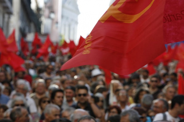 Desfile do PCP «Dissolução da Assembleia da República. Eleições Antecipadas» - Lisboa