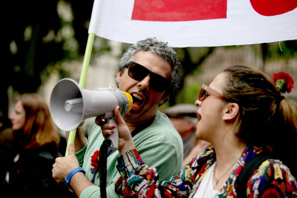Desfile popular comemorativo do 41º aniversário do 25 de Abril