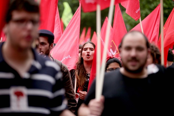Desfile popular comemorativo do 41º aniversário do 25 de Abril