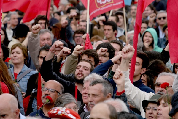 Desfile popular comemorativo do 41º aniversário do 25 de Abril