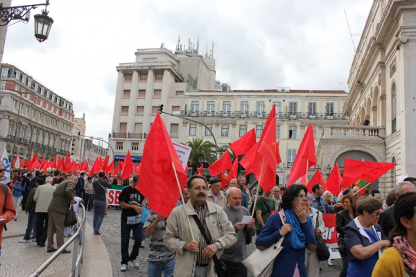 Desfile «Rejeitar o Pacto de Agressão, por uma política alternativa, patriótica e de esquerda»