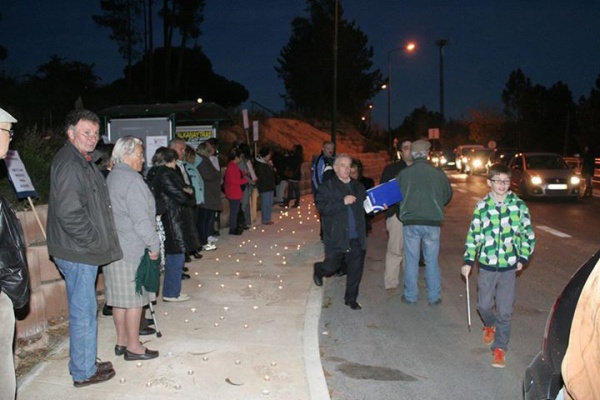 Vigília junto ao Centro de Saúde de Rio Maior
