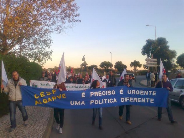 Acção em defesa do SNS junto ao Hospital do Barlavento Algarvio