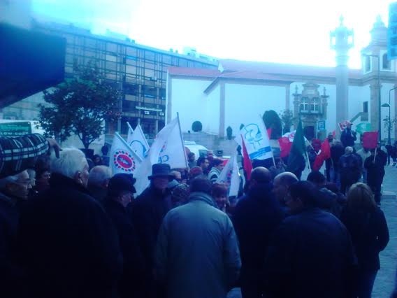 Concentração na Covilhã contra o Orçamento do Estado