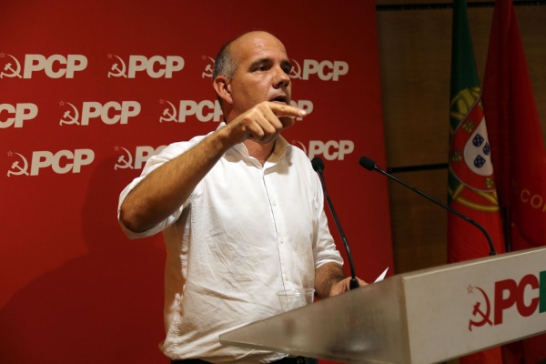 Encontro Nacional do PCP «Do papel e política do Estado aos meios necessários. Uma outra política de Protecção Civil»