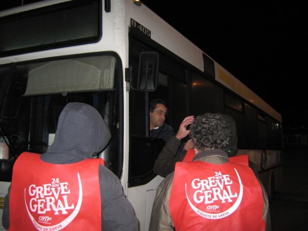 24/Nov Piquete na estação da TST na Broega,  Moita