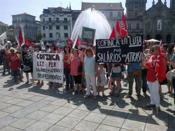 Concentração em Braga - Trabalhadoras da Cofinca