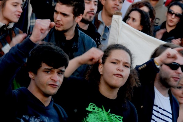 Mais de 7000 estudantes do ensino superior manifestam-se em Lisboa