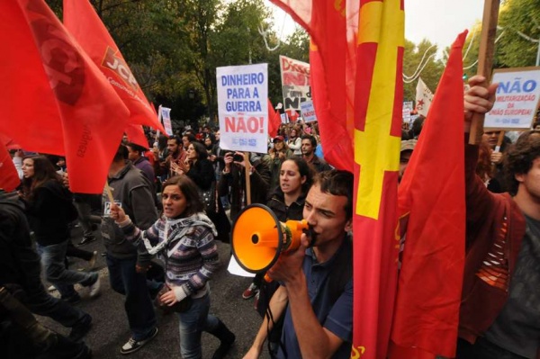 Manifestação da campanha «Paz Sim, NATO Não»