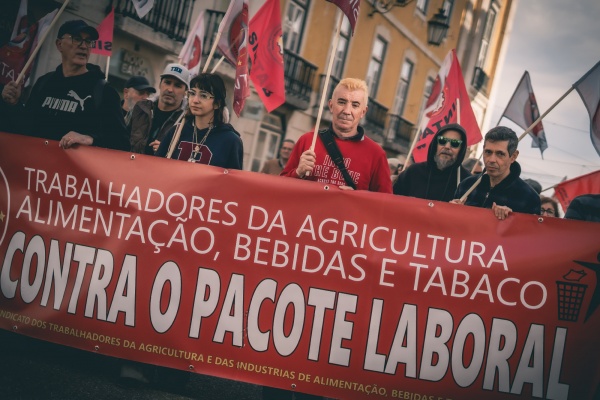 Manifestação Nacional «Abaixo o Pacote Laboral»